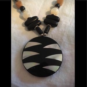 J209 Black and white Necklace